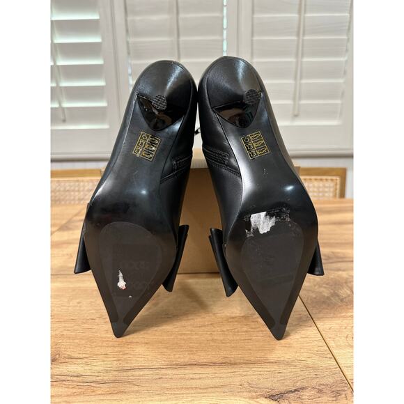 Jeffrey Campbell Bow Bootie Black Leather Size 7 NWOB Kitten Heel Sculpted Bow - Picture 10 of 13